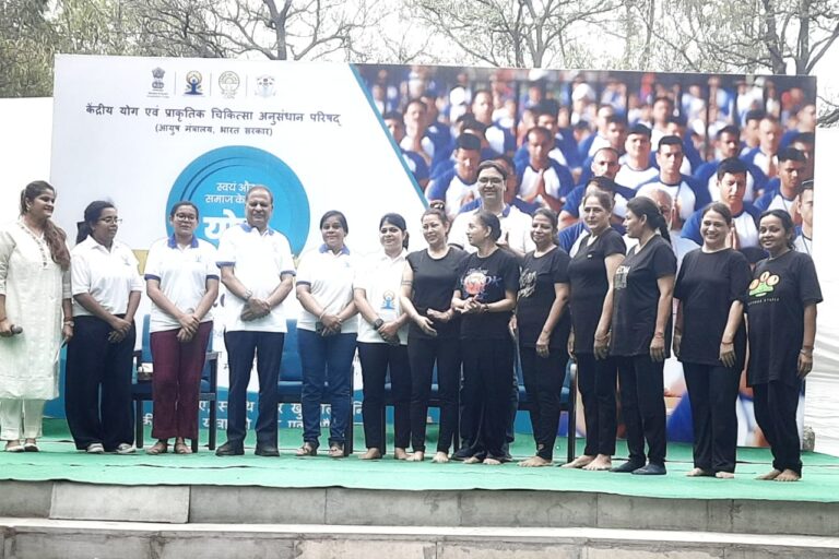 CCRYN’s OPD at University College of Medical Sciences (UCMS), Dilshad Garden celebrates 10th International Day of Yoga